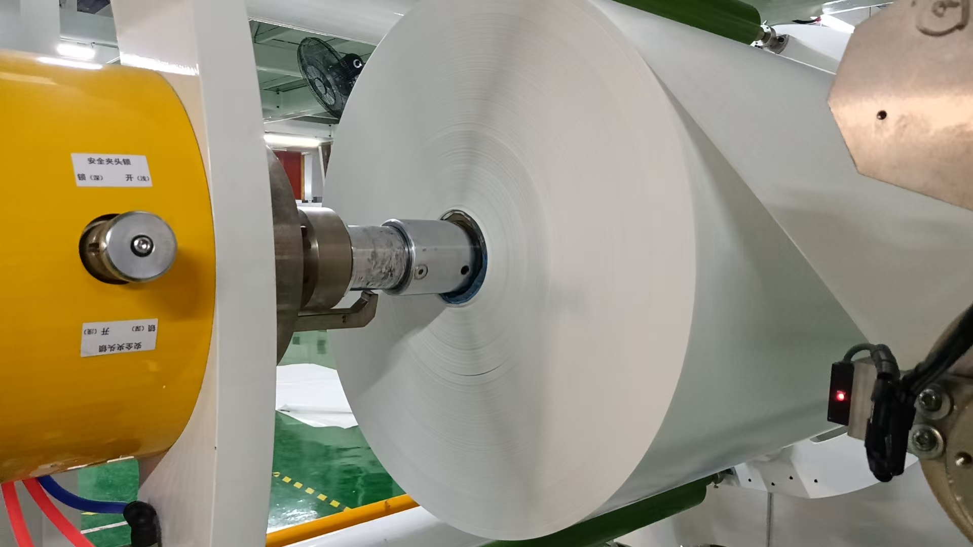 雙面膠涂布機(jī)-3